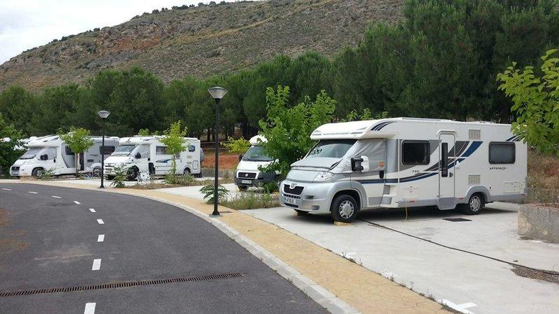 Camping Valdearenas Iznajar Exterior photo